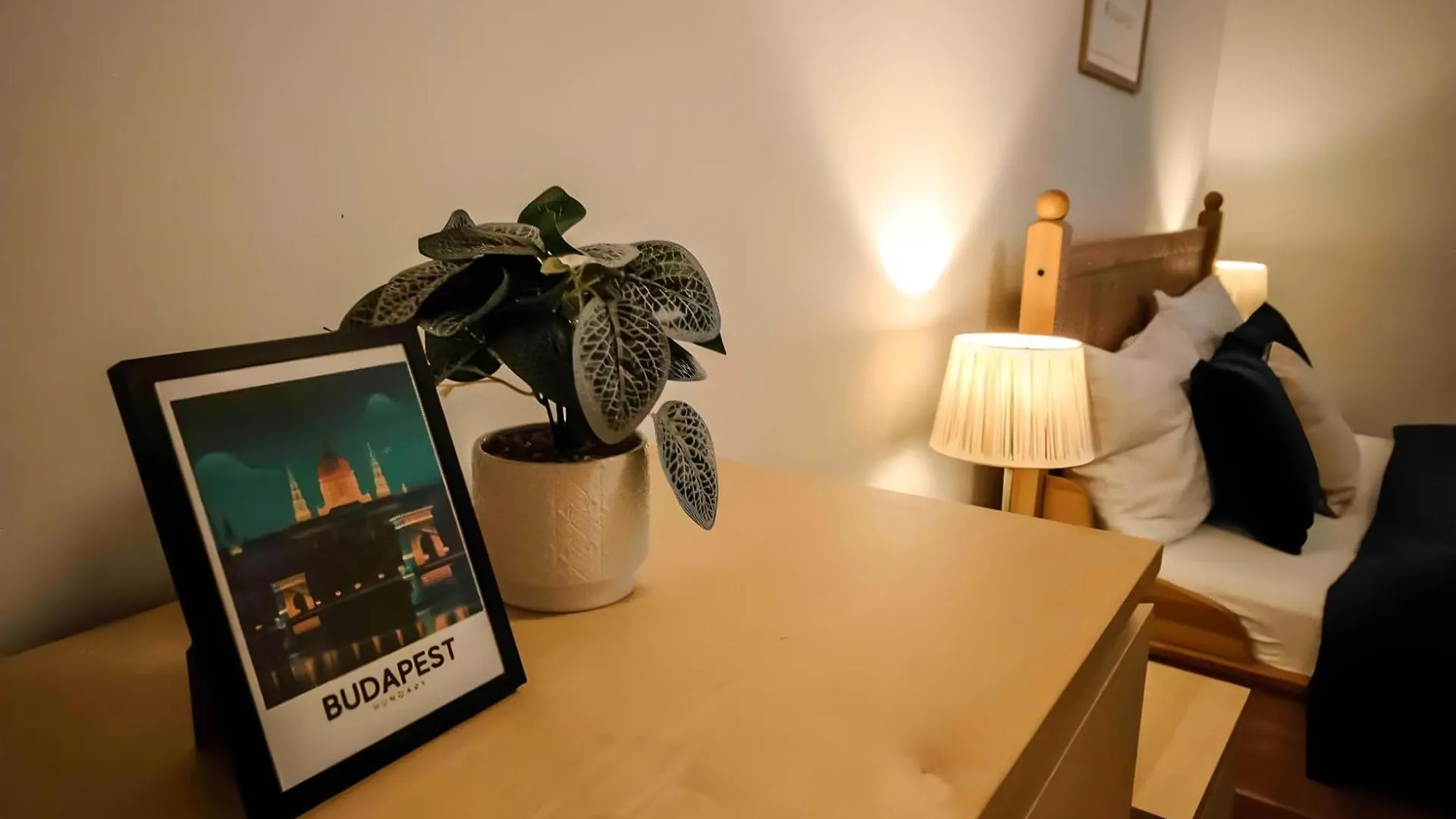 R171 Elitehost Raday Apartment Budapest Hungary